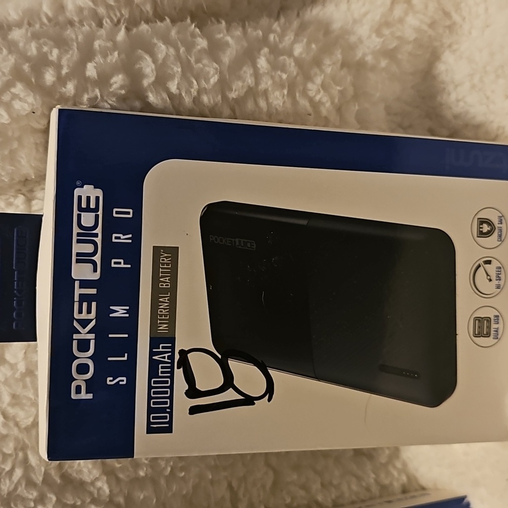 Slim Pro Black Charger